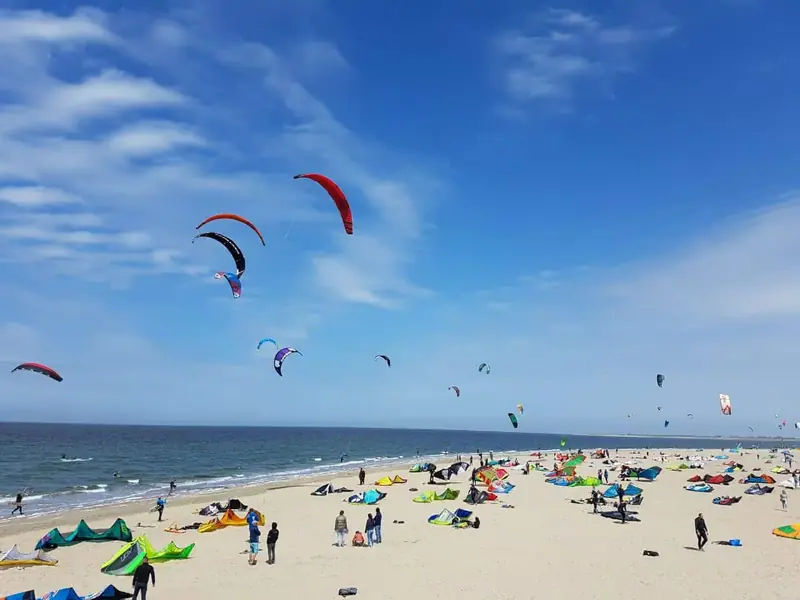 Kitesurfing at Brouwersdam