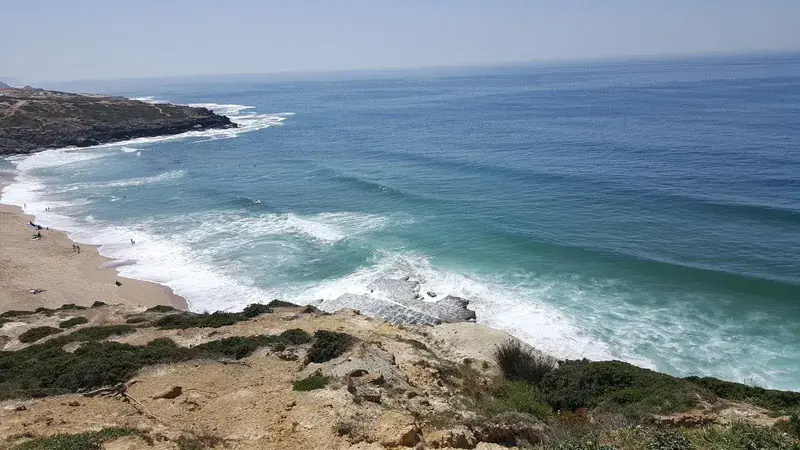 Kitesurfing at Foz do Lizandro