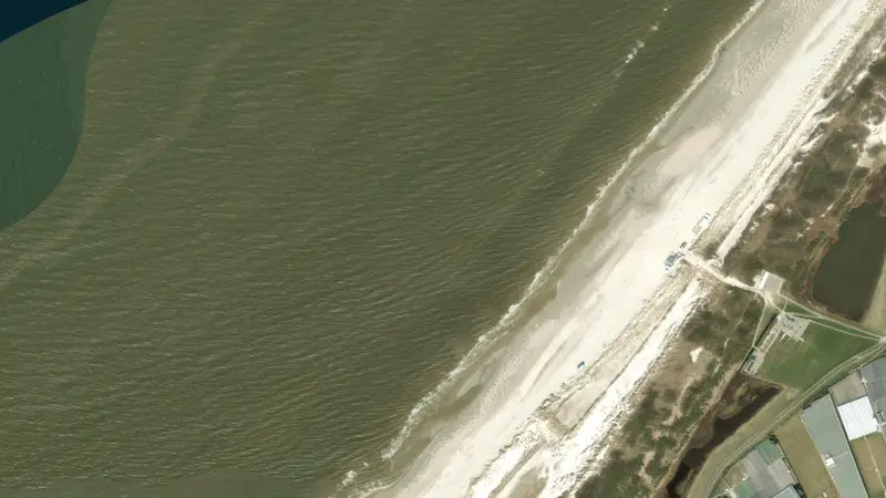 Kitesurfing at 's-Gravenzande