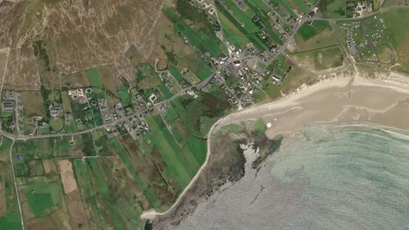 Kitesurfing at Achill Island - Keel Beach