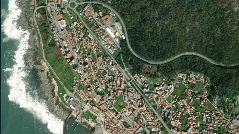 Kitesurfing at Ancora