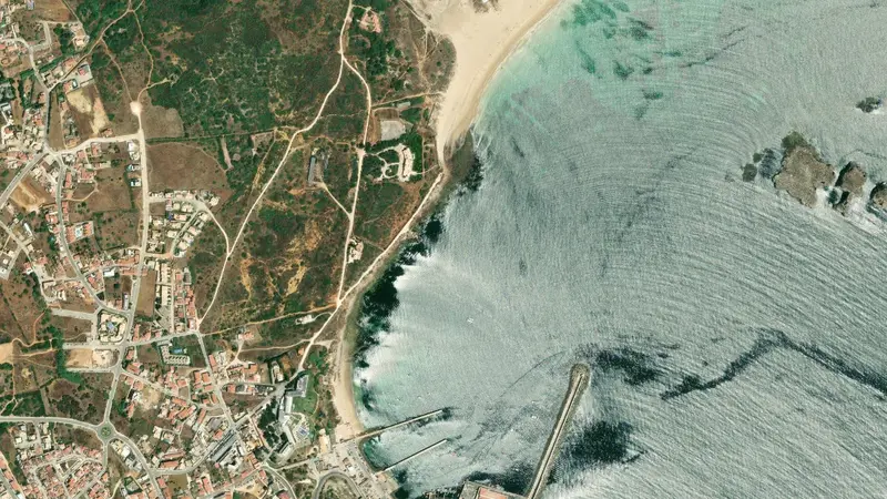 Kitesurfing at Martinhal