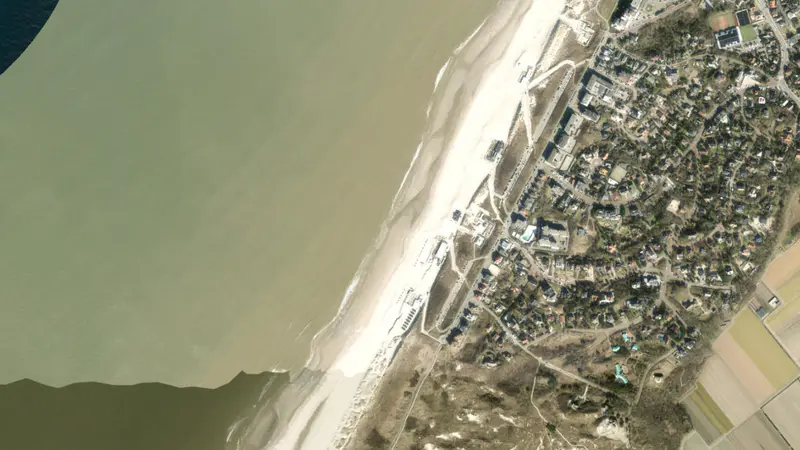 Kitesurfing at Noordwijk aan Zee