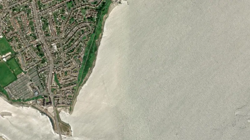 Kitesurfing at Portland Harbour
