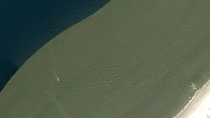 Kitesurfing at Scheveningen