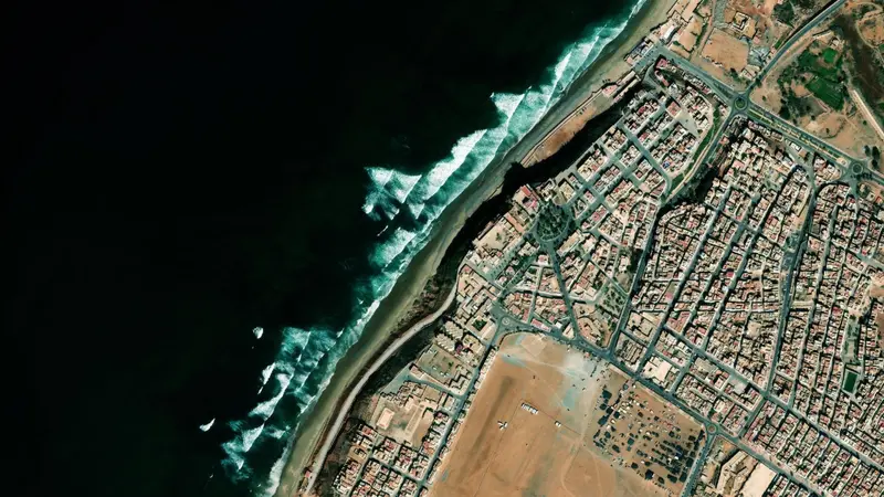 Kitesurfing at Sidi Ifni