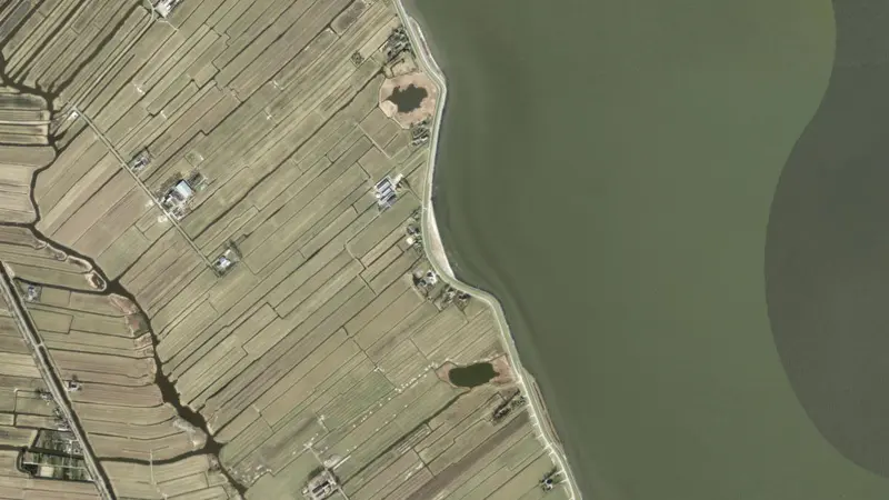 Kitesurfing at Warder Kitespot
