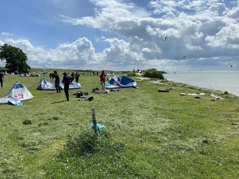 Kitesurfing at Workum